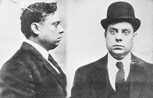 Profile and frontal federal identification photographs of Ignazio Lupo